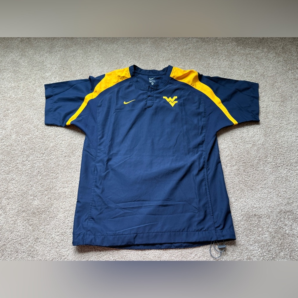 Nike | WVU Mountaineers | Short Sleeve Pullover Windbreaker | Men’s M